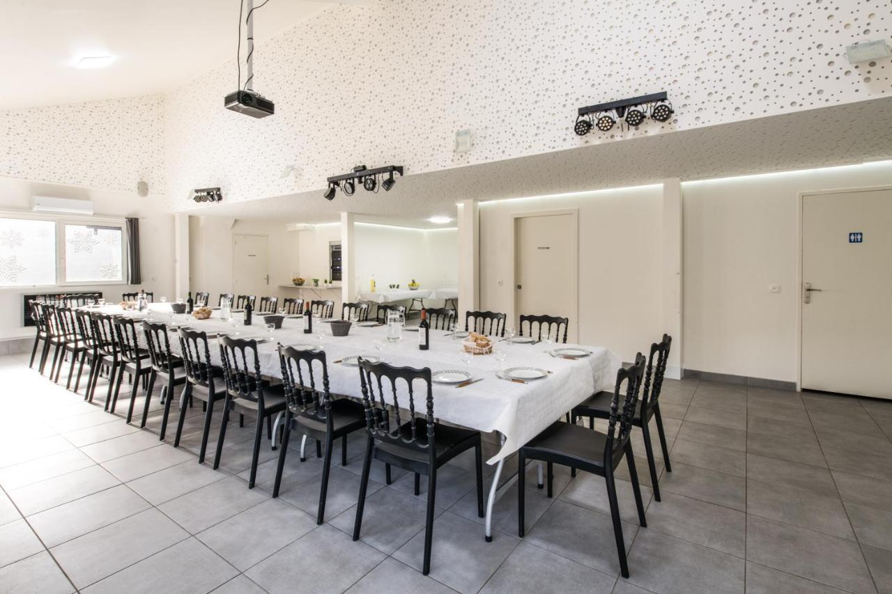 L'Epinette - Gite De Groupe Et Salle De Reception อัลวาร์ ภายนอก รูปภาพ